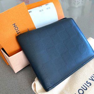Genuine LOUIS VOITTON slender wallet
